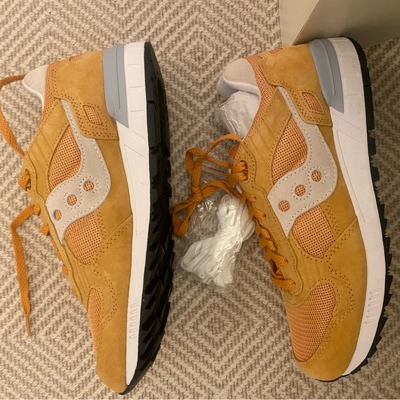 Saucony NEW IN BOX- Mens 9. Shadow 5000 Running Shoes MEN’S SIZE 9. /WNM- 10 1/2 - Picture 6 of 9